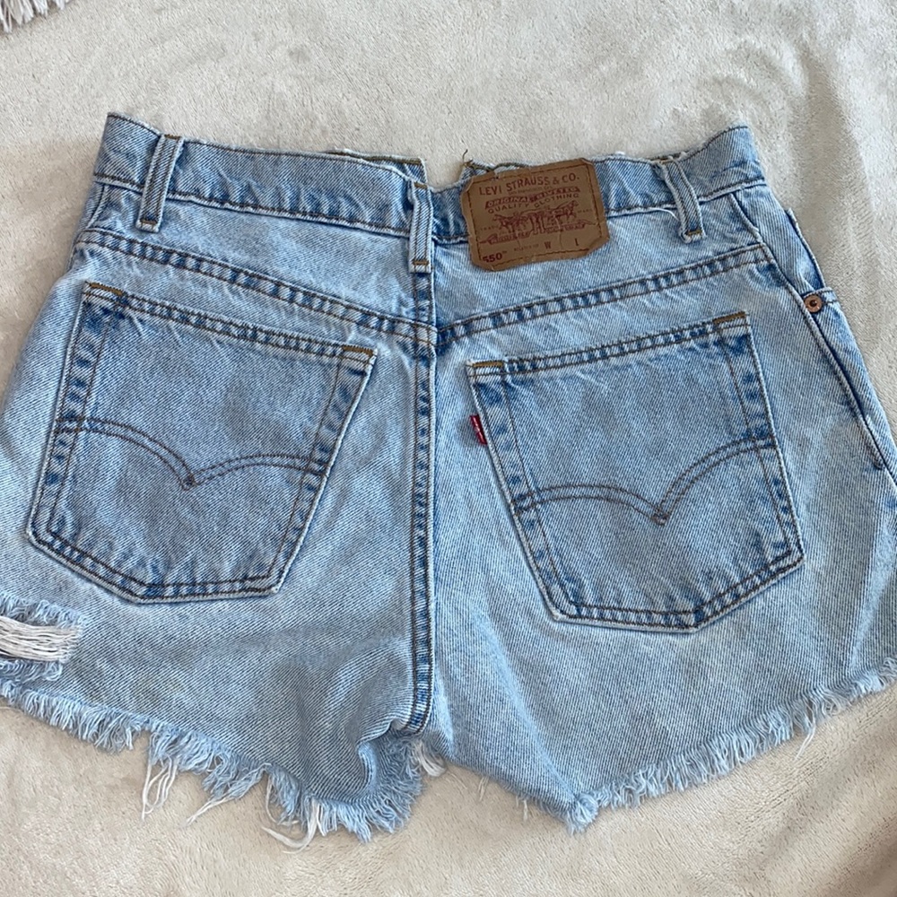 LEVI STRAUSS & CO
